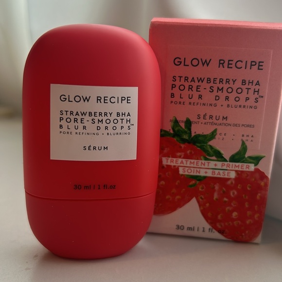 GLOW RECIPE Strawberry BHA Pore-Smooth Blur Drops - Picture 2 of 5